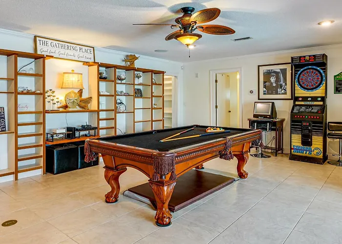 Holiday home Bring Your Boat! Waterfront Clearwater Gem W/ Pool Clearwater Beach
