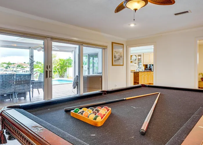 Bring Your Boat! Waterfront Clearwater Gem W/ Pool Holiday home *